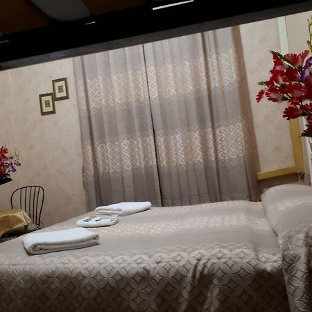Renting Rooms روما المظهر الخارجي الصورة